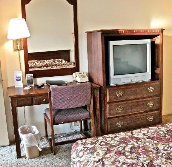 スタンダードルーム, Knights Inn   Baker City