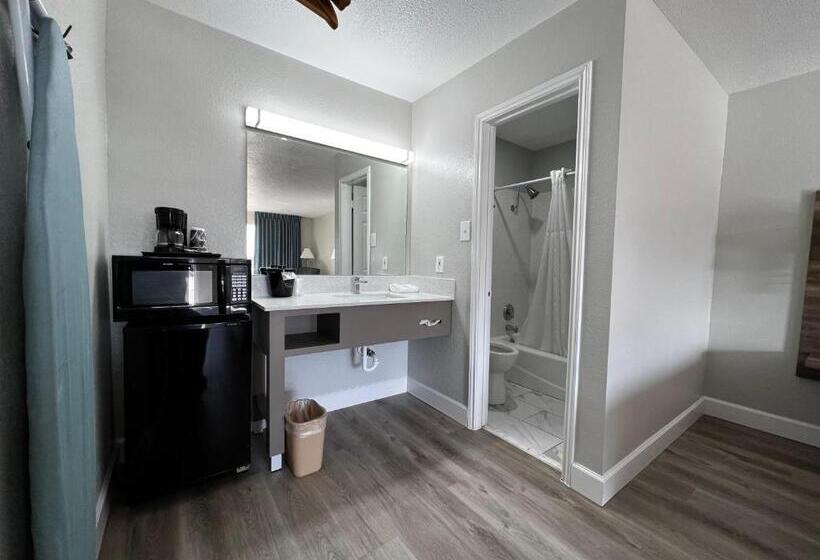 חדר סטנדרט, Regency Inn