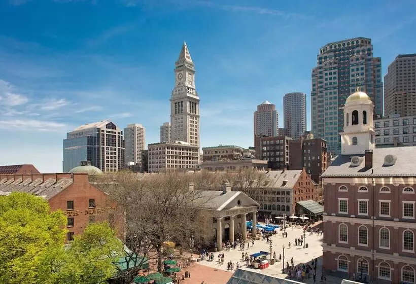 اتاق لوکس, The Bostonian Boston