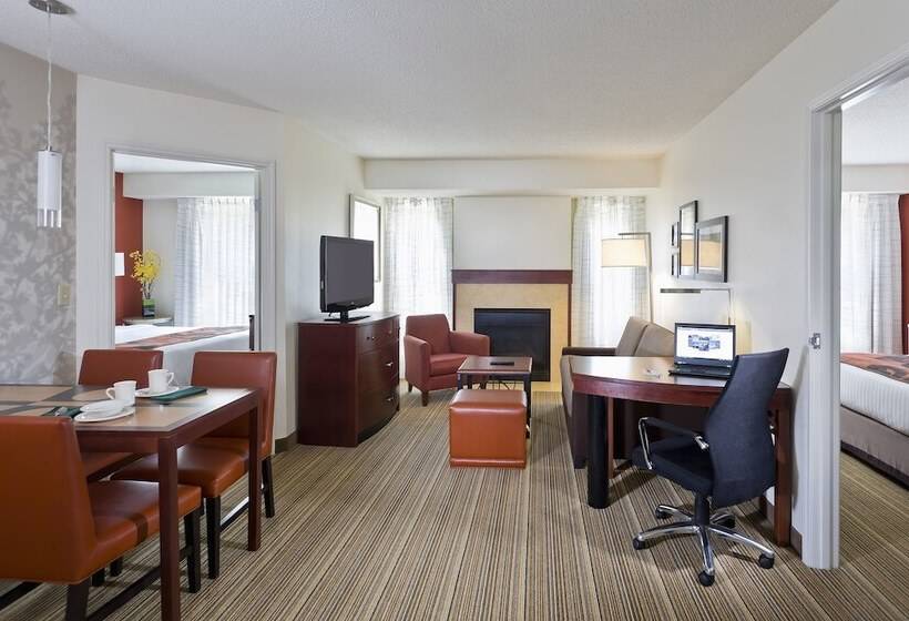 Люкс 2 Спальни, Residence Inn Appleton