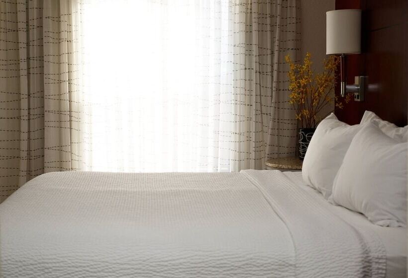 침실 2개 스위트, Residence Inn Appleton