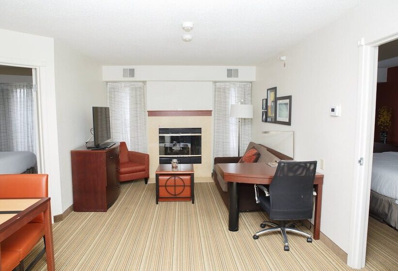 Люкс 2 Спальни, Residence Inn Appleton