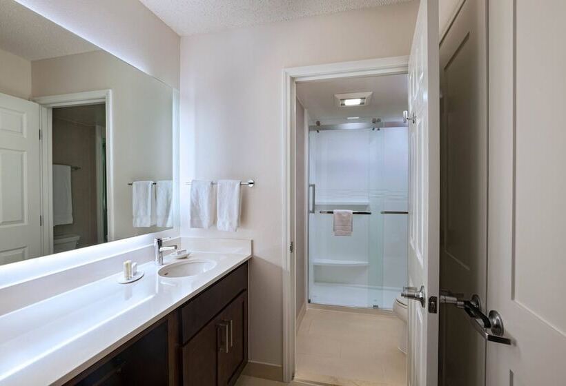 带2个卧室的套房, Residence Inn By Marriott Austin The Domain Area