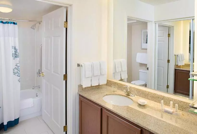 ２ベッドスイートルーム, Residence Inn By Marriott Detroit Livonia