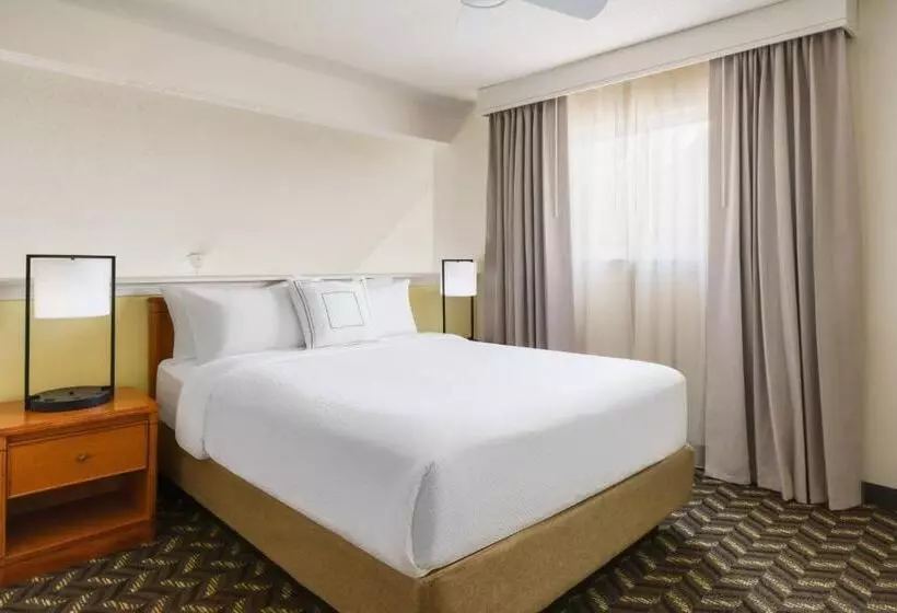 Sviitti 2 Makuuhuonetta, Residence Inn Hartford Windsor