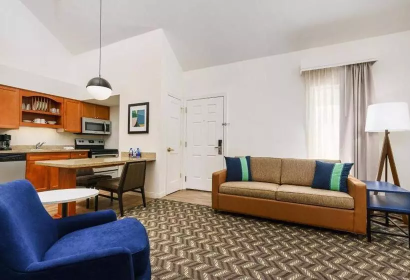 Sviitti 2 Makuuhuonetta, Residence Inn Hartford Windsor