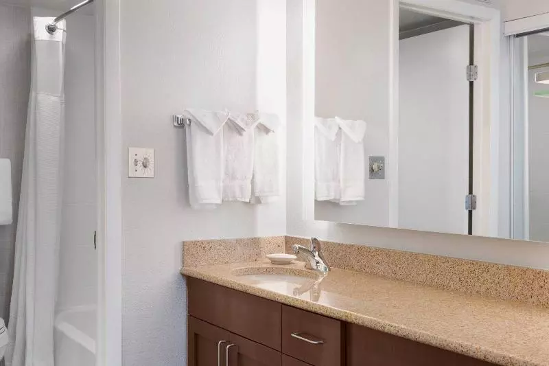 キングサイドベッドのスタンダードワンルーム, Residence Inn Philadelphia Willow Grove