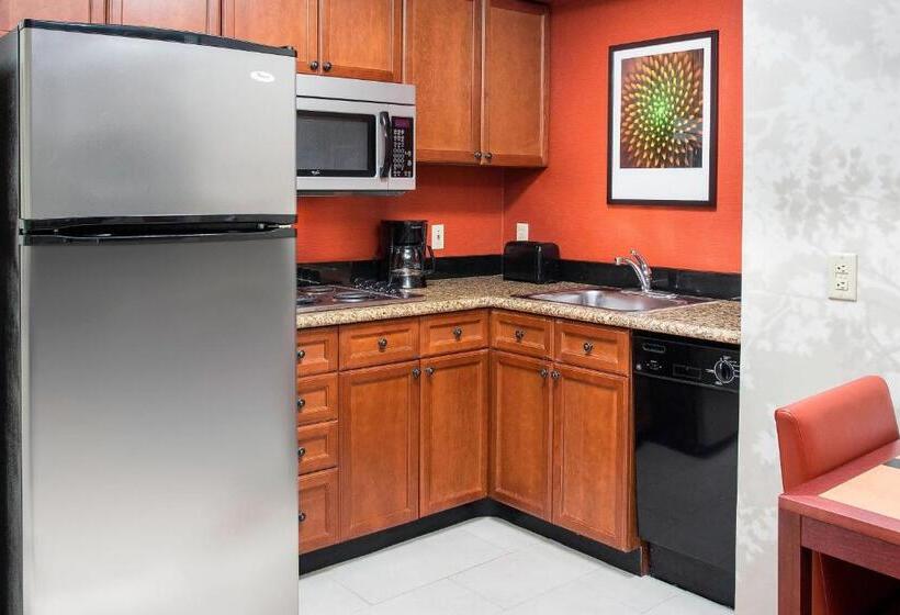 Standard Studio Kingsize Seng, Residence Inn Rockford