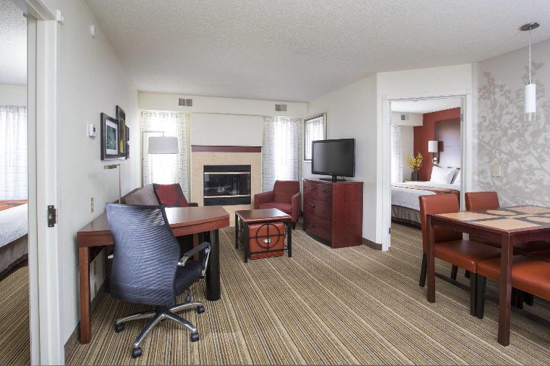 套房, Residence Inn Rockford