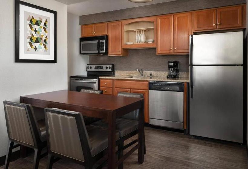 キングサイズベッドのスイートルーム, Residence Inn Seattle North/lynnwood Everett