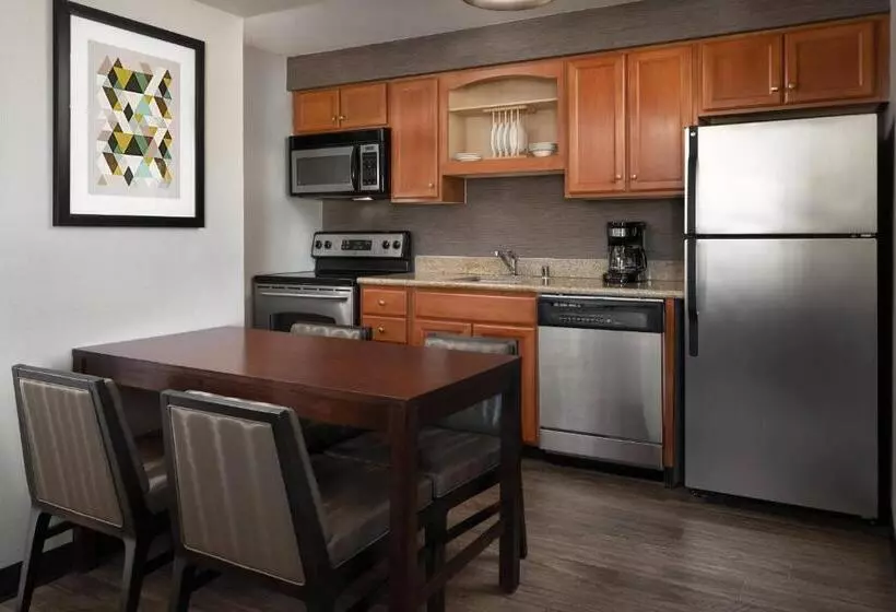 キングサイズベッドのスイートルーム, Residence Inn Seattle North/lynnwood Everett