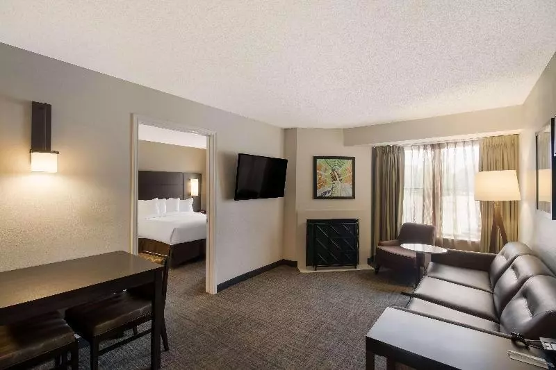 スイート, Sonesta Es Suites Dallas Richardson