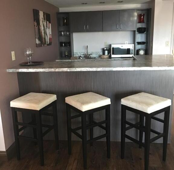 家庭套房, Laughlin River Lodge