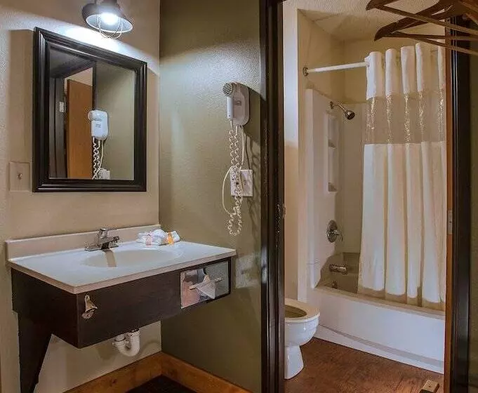 سوئیت با چشم‌انداز رودخانه, The Vue Boutique Hotel & Boathouse