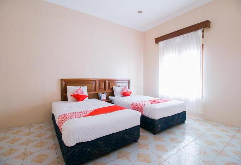 Delüks Oda, Oyo 1667 Edotel Smkn 1 Pacet