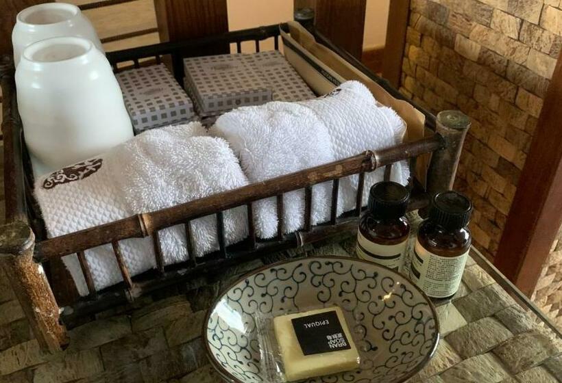 سوییت, Dali Valley Resort