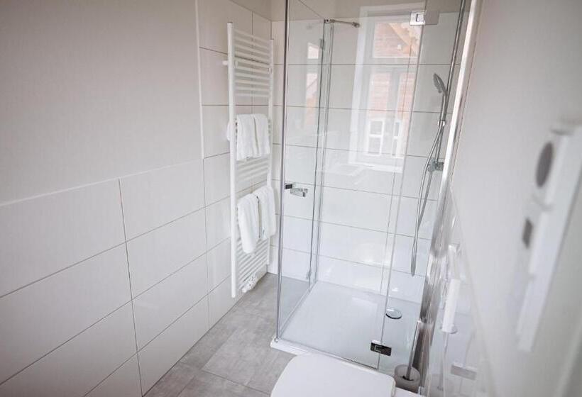 غرفة قياسية, Zum Mühlenteich