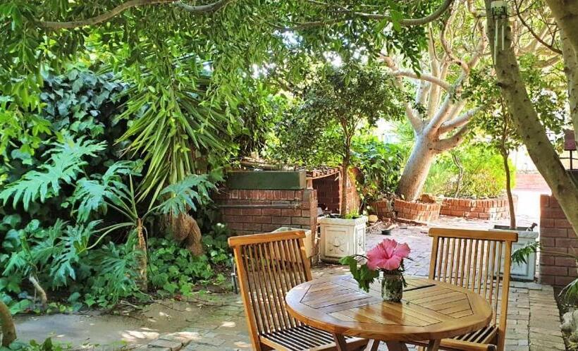 スタンダードルーム, Sacred Mountain Lodge