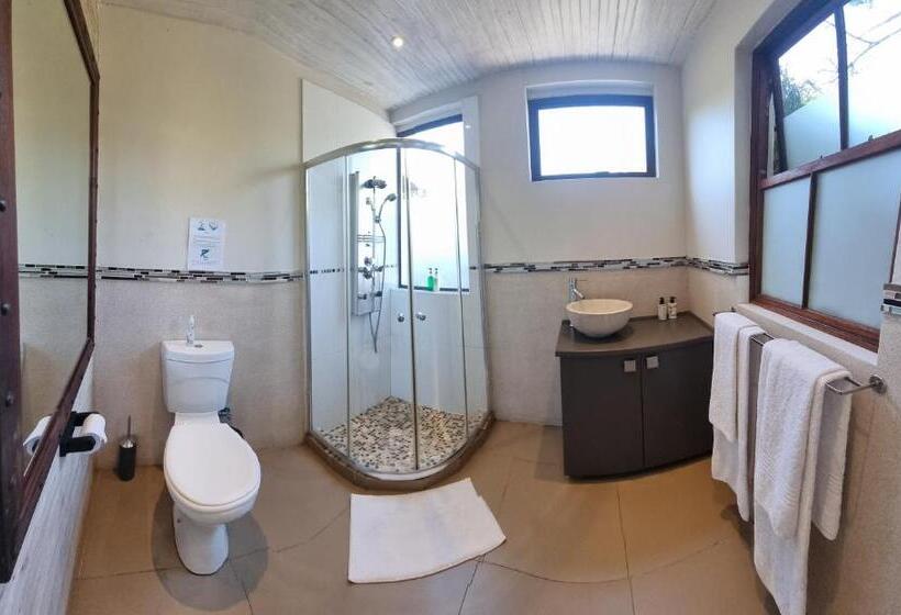 بنجلو قياسى مطلّ علي الحديقة, Sacred Mountain Lodge