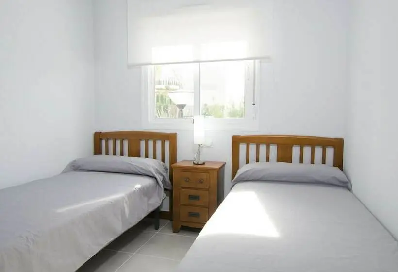 海の見える2ベッドルームアパートメント, Novabeach Apartments Marholidays