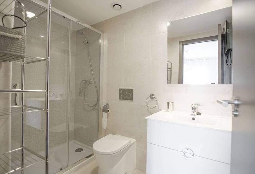 Апартаменты 2 Спальни Вид на Море, Novabeach Apartments Marholidays