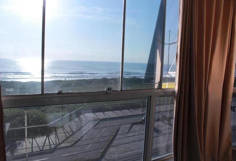 Triple Room Sea View, Navega Beach Palace