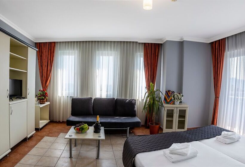 سوییت خانوادگی, Grand Alisa Hotel – Ex.royalisa