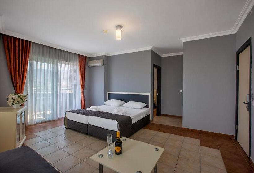 سوییت خانوادگی, Grand Alisa Hotel – Ex.royalisa