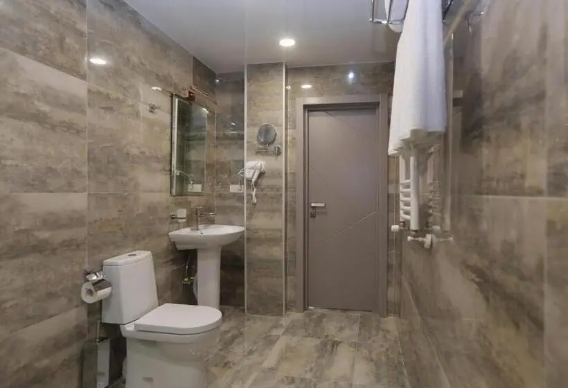 اتاق استاندارد با تخت بزرگ, Sunset Terrace Mestia