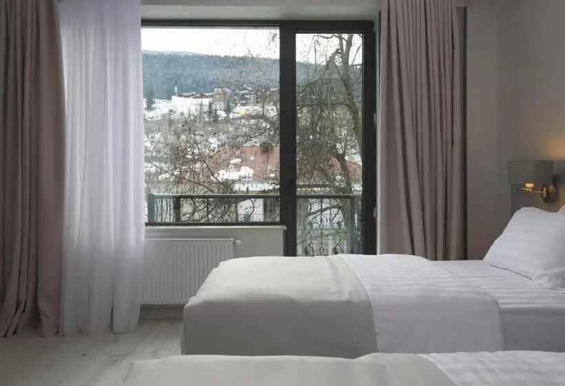 اتاق استاندارد, Sunset Terrace Mestia