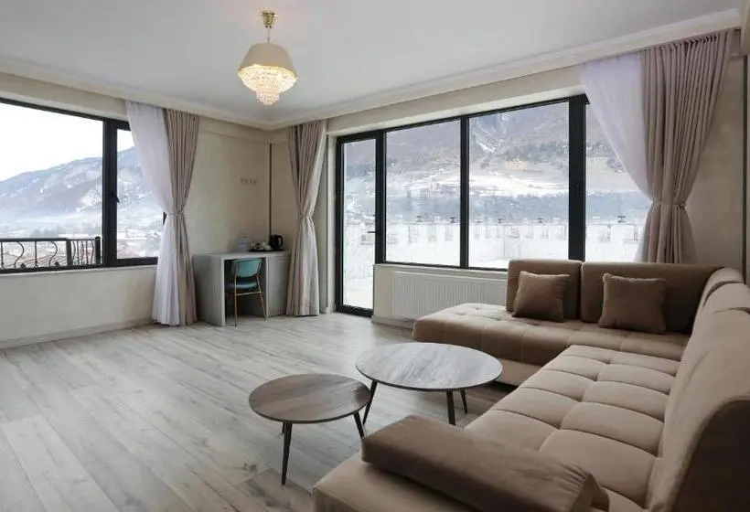 اتاق لوکس, Sunset Terrace Mestia