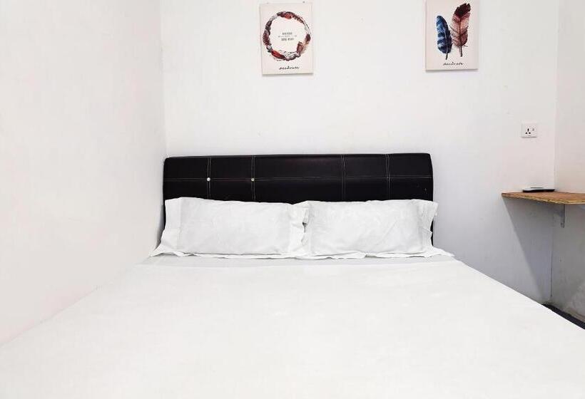 חדר סטנדרט, Spot On 89805 The Traveler Home