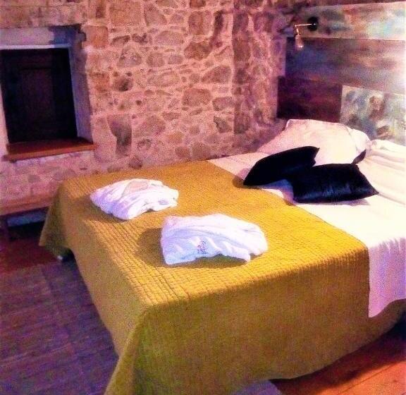 استودیوی سوپریور, Only For Two Giumbabulla