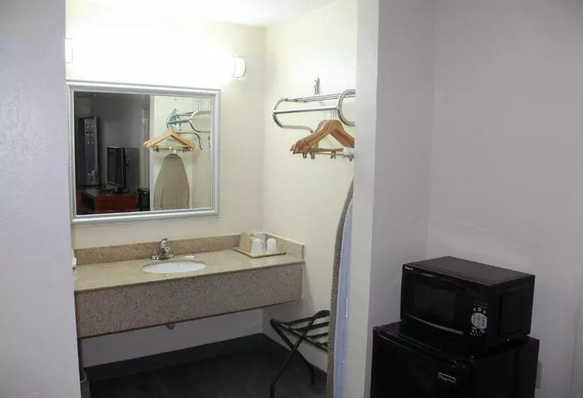 スタンダードルーム, Americas Best Value Inn Tuscaloosa