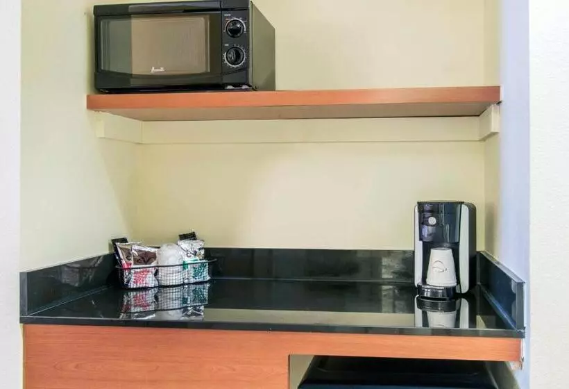 スタンダードルーム, Clarion Hotel & Suites University Shippensburg