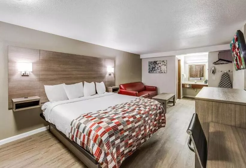 اتاق سوپریور با تخت بزرگ, Ramada By Wyndham Medford Airport North