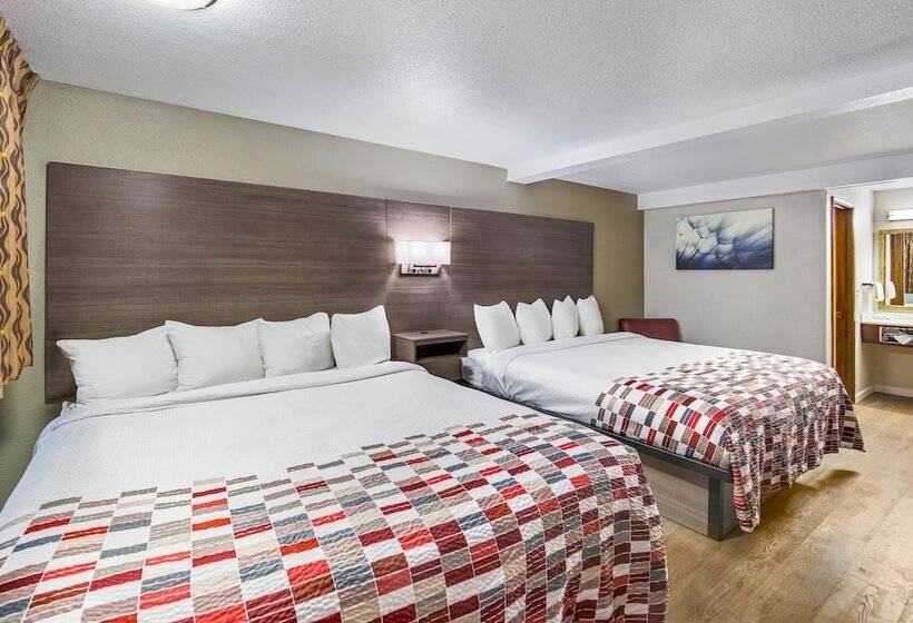Номер Superior, Ramada By Wyndham Medford Airport North