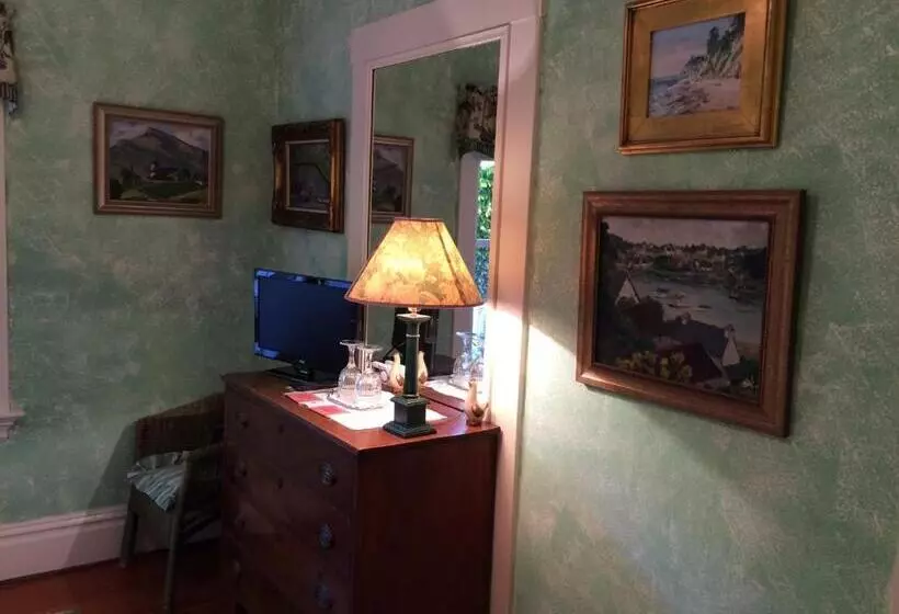 スタンダードルーム, Secret Garden Inn & Cottages