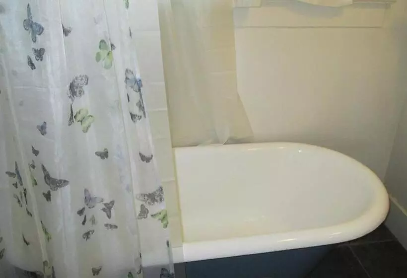 スーペリアールーム, Secret Garden Inn & Cottages