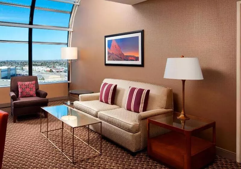 キングサイズベッドのスイートルーム, Sheraton Hotel Denver Tech Center