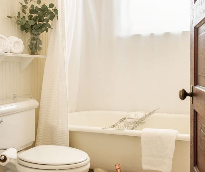 غرفة قياسية, The Sacajawea