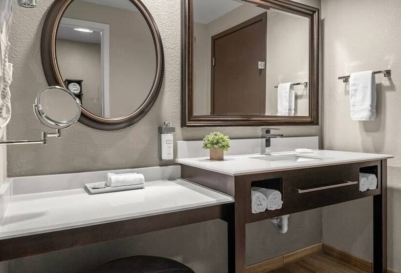 家庭套房, Yosemite Southgate Hotel & Suites