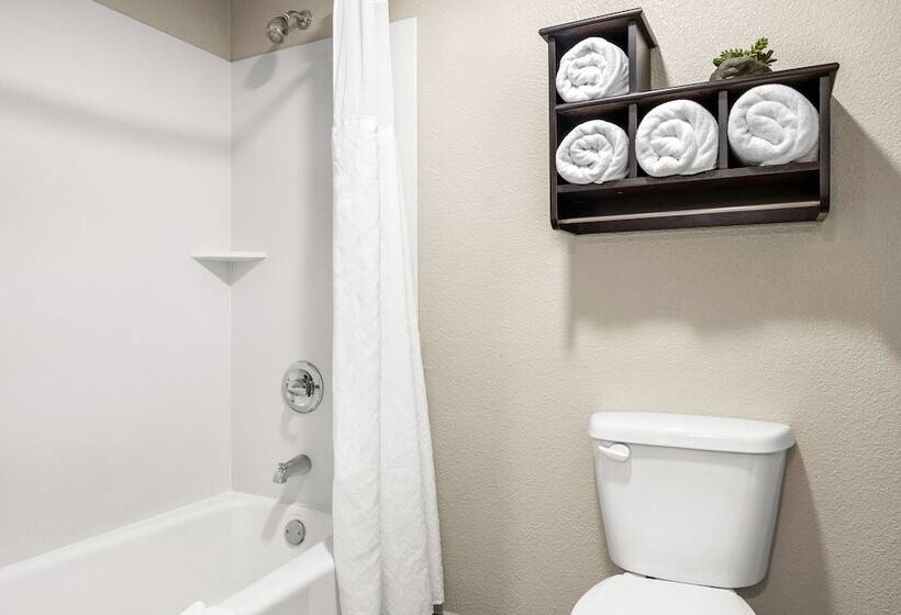 家庭套房, Yosemite Southgate Hotel & Suites