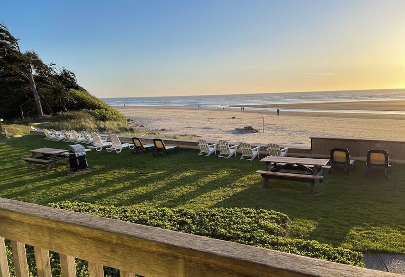 جناح عائلي, Schooner S Cove Inn