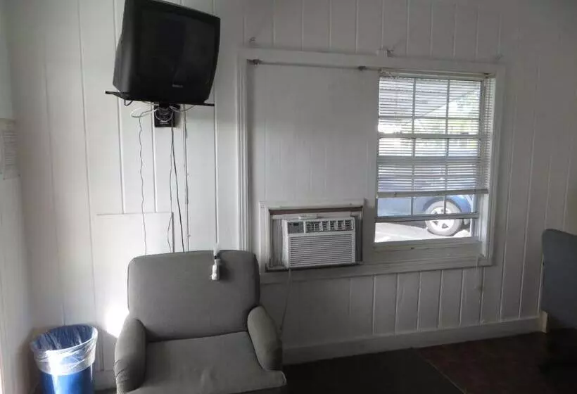 デラックスルーム, Royal Palms Motel