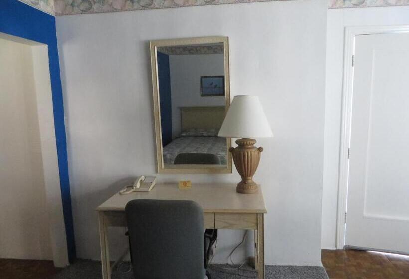 수피리어 룸, Royal Palms Motel