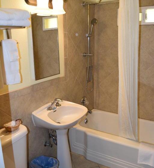 带2个卧室的套房, Royal Victorian Motel