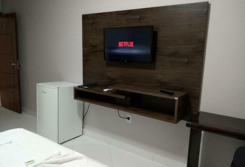 스탠다드 트리플 룸, Jacarandá Palace