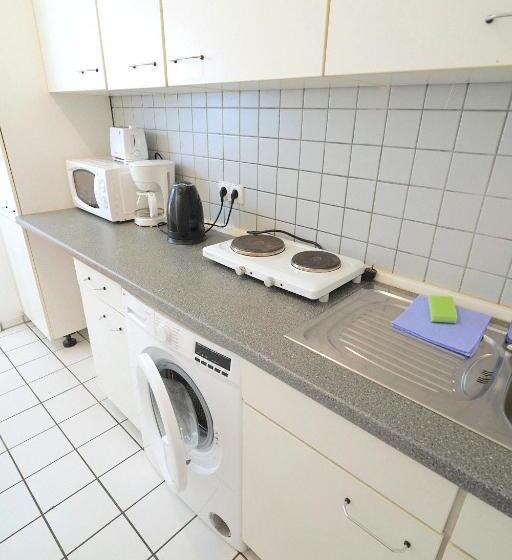 اتاق استاندارد سه تخته با چشمانداز باغ, Bnb Potsdamer Platz Rooms & Apartments