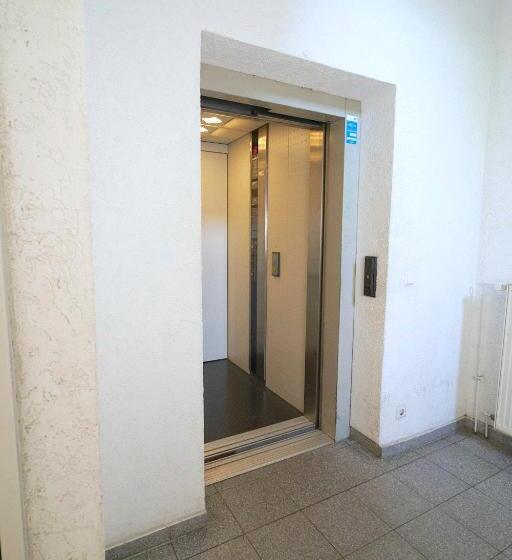 اتاق استاندارد سه تخته با چشمانداز باغ, Bnb Potsdamer Platz Rooms & Apartments